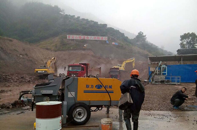 The Xiaoxiangling Tunnel